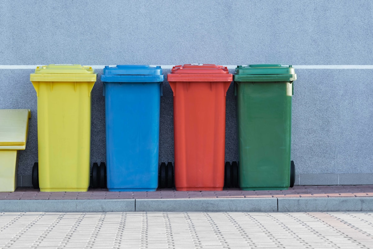 Modern optical sorting, washing, and circular plastics recycling systems